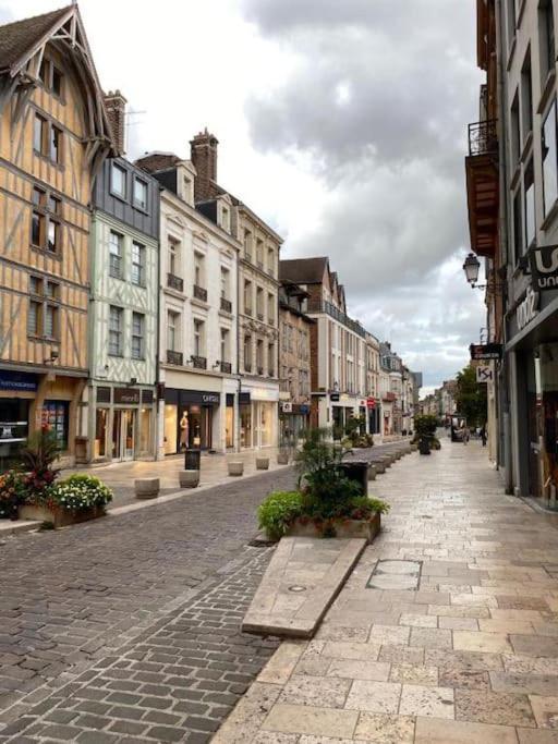 Troyes Centre - Rue Colbert Lejlighed Eksteriør billede